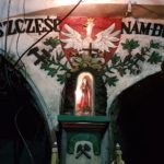Figurka św. Barbary i płaskorzeźby z orłami z KWK Kazimierz-Juliusz – fot. Rada Dzielnicy Kazimierz Górniczy