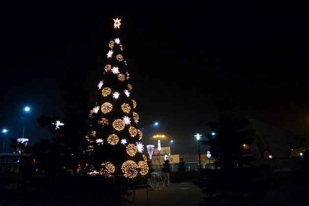 Dekoracje świąteczne w Dąbrowie Górniczej – fot. Dariusz Nowak (nddg)
