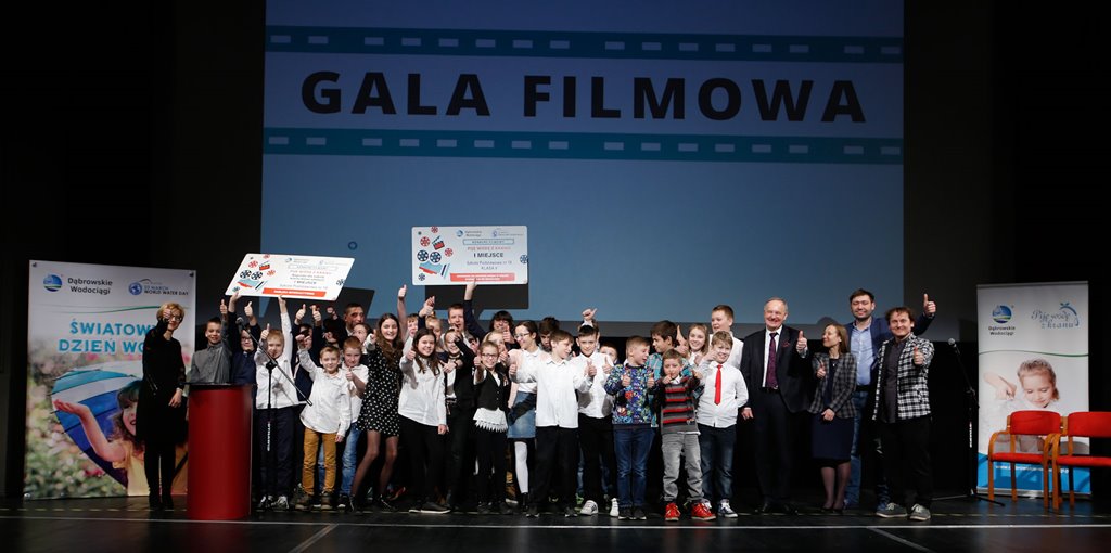 Laureaci konkursu "Piję wodę z kranu" - fot. mat.pras.