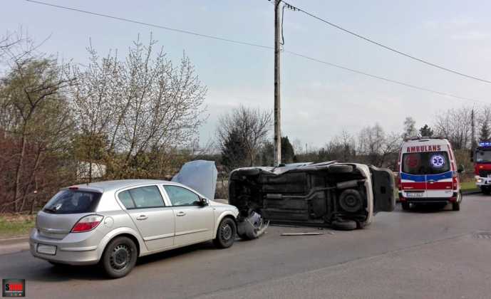 Wypadek przy ul. Kosynier&oacute;w w Sosnowcu - fot. Sosnowiec998