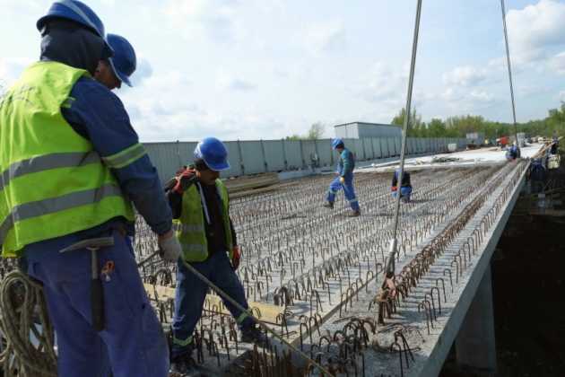 Zamontowano ostatnią belkę na S1 - fot. GDDKiA