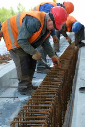 Zamontowano ostatnią belkę na S1 - fot. GDDKiA