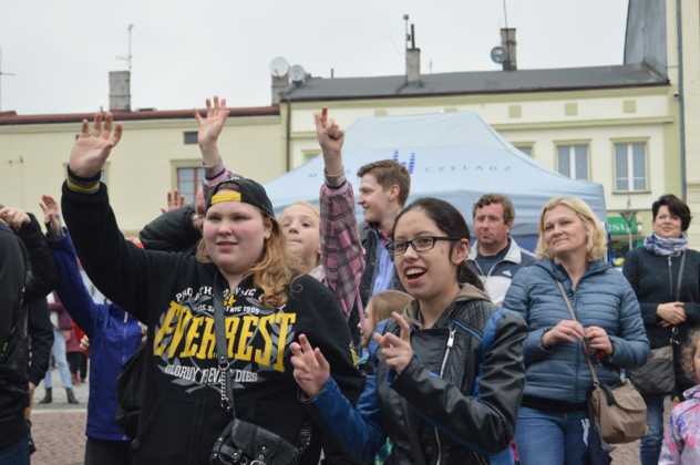 Maj&oacute;wka na czeladzkim rynku &ndash; fot. MZ