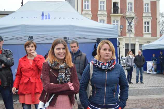 Maj&oacute;wka na czeladzkim rynku &ndash; fot. MZ