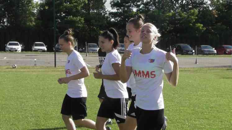 Pierwszy trening piłkarek Czarnych Sosnowiec - fot. Janusz Dyszkowski/Czarni Sosnowiec