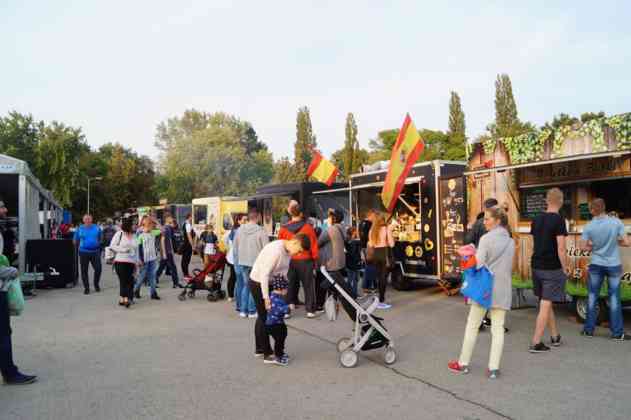 Inwazja food truck&oacute;w - fot. MC