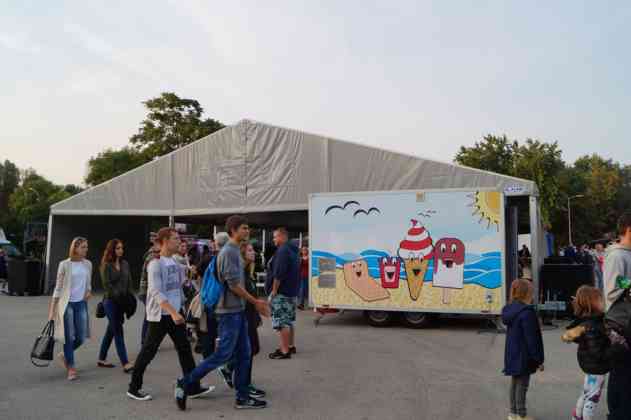 Inwazja food truck&oacute;w - fot. MC