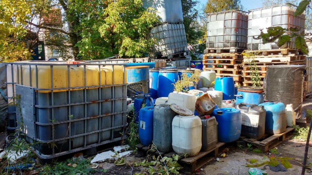 Nielegalne składowisko odpadów w Strzemieszycach - fot. Stowarzyszenie Samorządne Strzemieszyce 