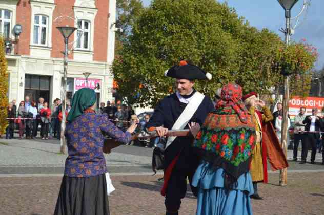 Wielka bitwa na rynku i odsłonięcie pomnika Tadeusza Kościuszki w Czeladzi - fot. MZ