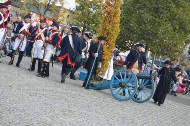 Wielka bitwa na rynku i odsłonięcie pomnika Tadeusza Kościuszki w Czeladzi - fot. MZ