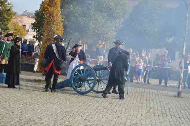 Wielka bitwa na rynku i odsłonięcie pomnika Tadeusza Kościuszki w Czeladzi - fot. MZ