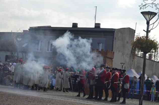 Wielka bitwa na rynku i odsłonięcie pomnika Tadeusza Kościuszki w Czeladzi - fot. MZ