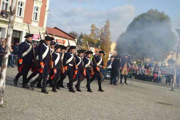 Wielka bitwa na rynku i odsłonięcie pomnika Tadeusza Kościuszki w Czeladzi - fot. MZ