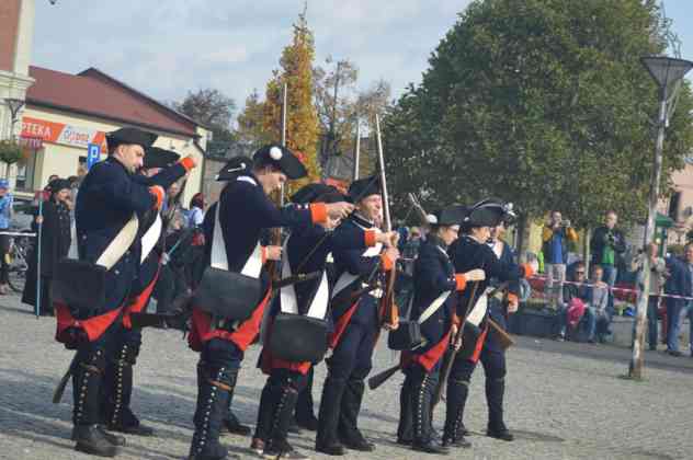 Wielka bitwa na rynku i odsłonięcie pomnika Tadeusza Kościuszki w Czeladzi - fot. MZ