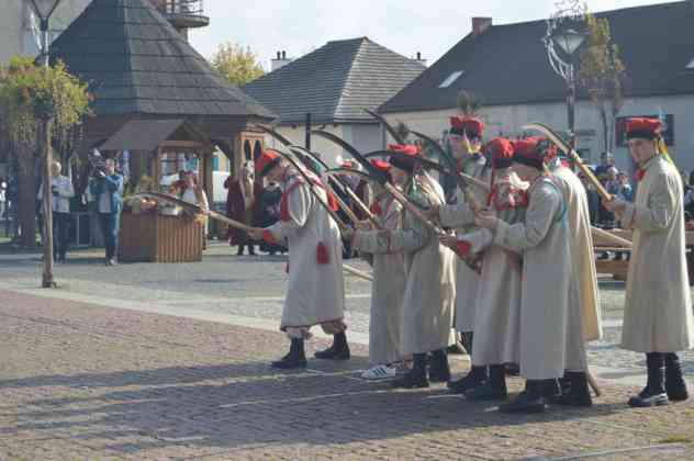Wielka bitwa na rynku i odsłonięcie pomnika Tadeusza Kościuszki w Czeladzi - fot. MZ
