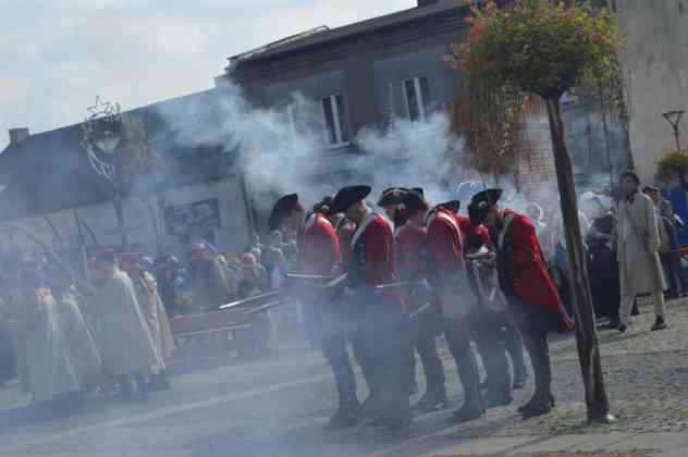 Wielka bitwa na rynku i odsłonięcie pomnika Tadeusza Kościuszki w Czeladzi - fot. MZ