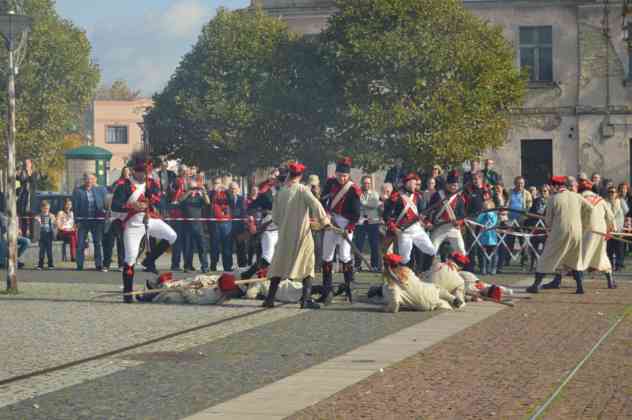 Wielka bitwa na rynku i odsłonięcie pomnika Tadeusza Kościuszki w Czeladzi - fot. MZ