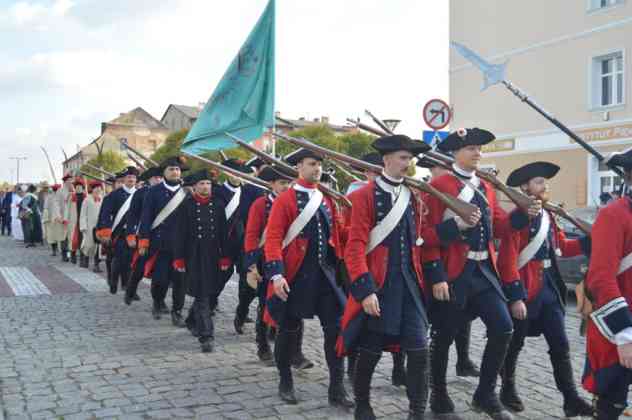 Wielka bitwa na rynku i odsłonięcie pomnika Tadeusza Kościuszki w Czeladzi - fot. MZ