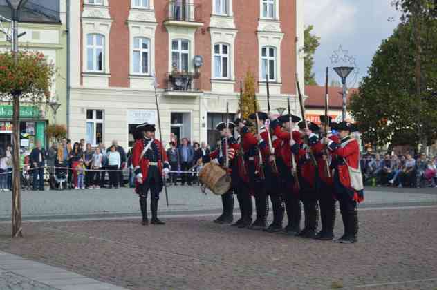 Wielka bitwa na rynku i odsłonięcie pomnika Tadeusza Kościuszki w Czeladzi - fot. MZ