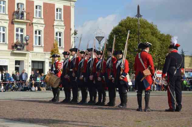Wielka bitwa na rynku i odsłonięcie pomnika Tadeusza Kościuszki w Czeladzi - fot. MZ
