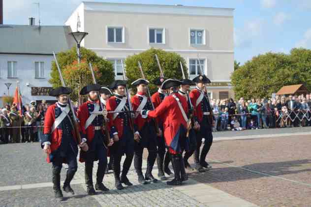 Wielka bitwa na rynku i odsłonięcie pomnika Tadeusza Kościuszki w Czeladzi - fot. MZ