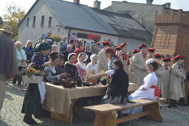 Wielka bitwa na rynku i odsłonięcie pomnika Tadeusza Kościuszki w Czeladzi - fot. MZ