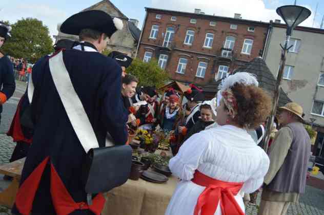 Wielka bitwa na rynku i odsłonięcie pomnika Tadeusza Kościuszki w Czeladzi - fot. MZ