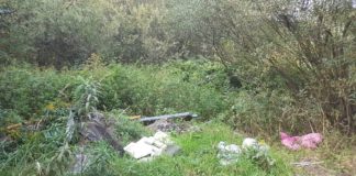 Dzikie wysypisko w Jaworznie - fot. MPO Jaworzno