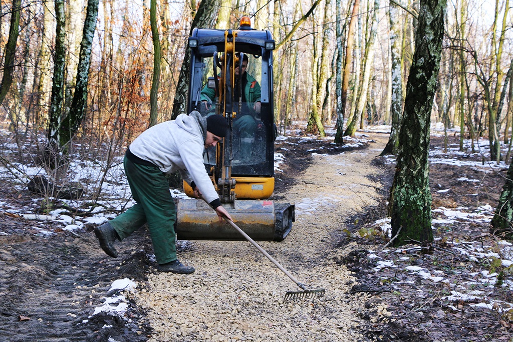 Powstaje ścieżka zdrowia w Psarach - fot. Gmina Psary