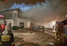 Pożar hali w Dąbrowie Górniczej - fot. Sosnowiec998