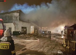 Pożar hali w Dąbrowie Górniczej - fot. Sosnowiec998