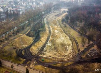 Trwa remont Parku Grabek w Czeladzi - fot. Maciej Łukasik - MEGADRON