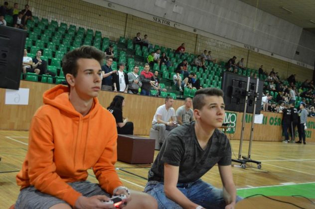 Mistrzostwa Czeladzi FIFA 18 &ndash; fot. MZ