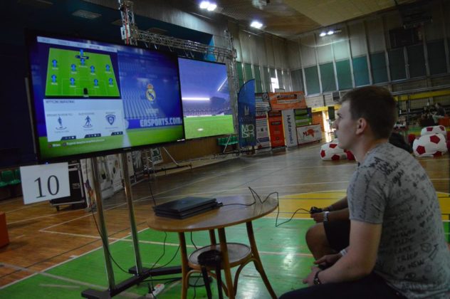 Mistrzostwa Czeladzi FIFA 18 &ndash; fot. MZ