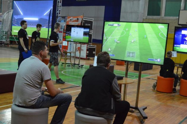 Mistrzostwa Czeladzi FIFA 18 &ndash; fot. MZ