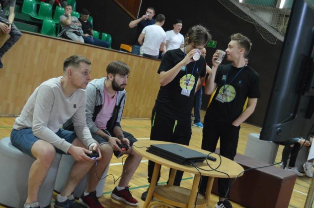 Mistrzostwa Czeladzi FIFA 18 &ndash; fot. MZ