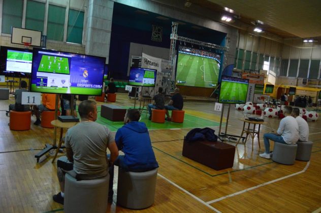 Mistrzostwa Czeladzi FIFA 18 &ndash; fot. MZ