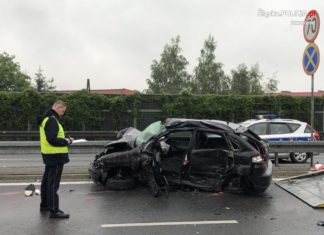 Śmiertelny wypadek na DK79 w Jaworznie – fot. KMP Jaworzno