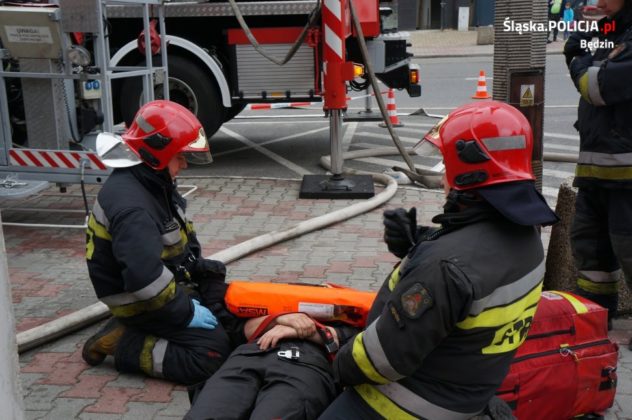 Alarm pożarowy w KPP Będzin - fot. Policja