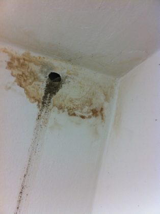 Budynek przy ul. Armii Krajowej w Ząbkowicach &ndash; fot. archiwum prywatne