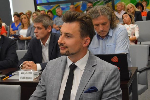 Radni z Czeladzi udzielili absolutorium burmistrzowi Zbigniewowi Szaleńcowi – fot. MZ