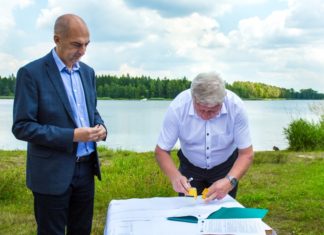 Podpisanie umowy na pierwszy etap prac modernizacyjnych zalewu Sosina – fot. UM Jaworzno