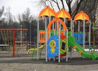 Plac zabaw przy Tysiąclecia - fot. UM Dąbrowa Górnicza