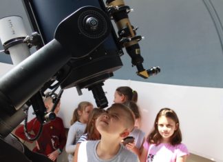 Szkolne obserwatorium astronomiczne – fot. mat.pras.