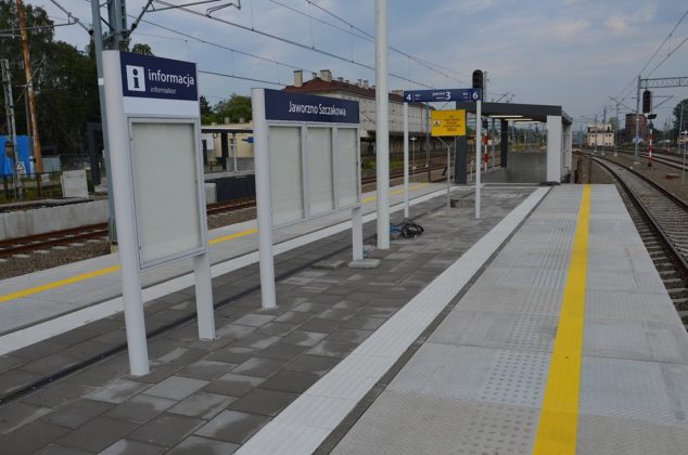 Modernizacja peronu Jaworzno-Szczakowa &ndash; fot. PKP PLK