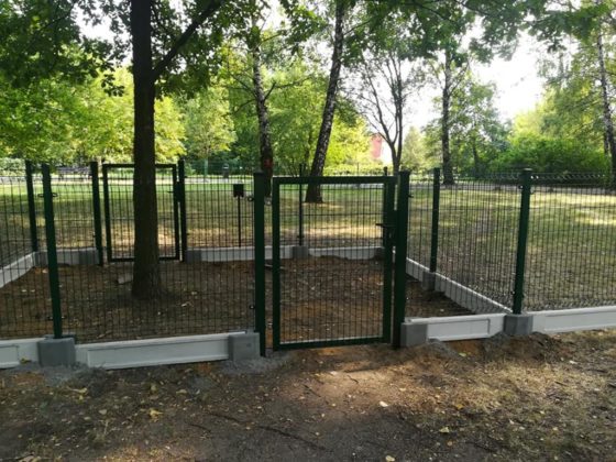 Wybieg dla ps&oacute;w w Parku Prochownia w Czeladzi &ndash; fot. UM Czeladź