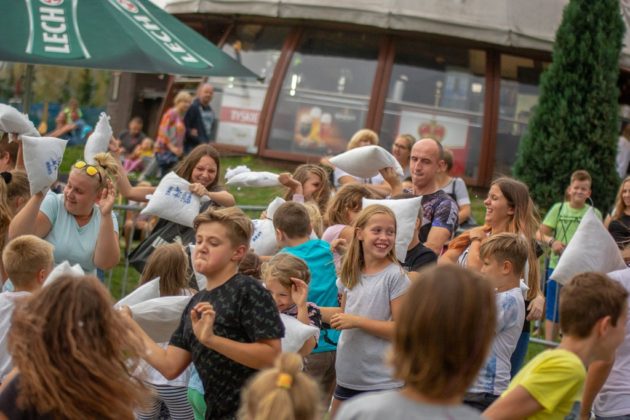 Wielka bitwa na poduszki w Sosnowcu - fot. UM Sosnowiec/PL