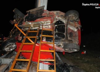 Śmiertelny wypadek na A1 – fot. Policja
