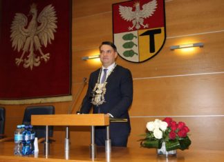 Sesja inauguracyjna kadencji 2018-2023 w Dąbrowie Górniczej – fot. AR