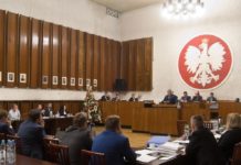 Będzińscy radni przyjęli budżet na kolejny rok, niemal jednomyślnie Sesja Rady Miejskiej Będzina - fot. UM Będzin